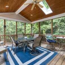 Exploring the Best Restaurants Listed on Caroline Tavern Seattle WA